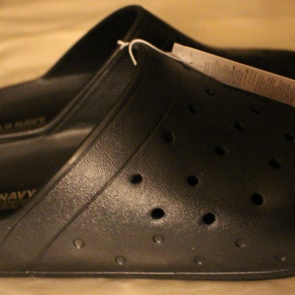 Old Navy Clogs Black - Picture 2 of 5